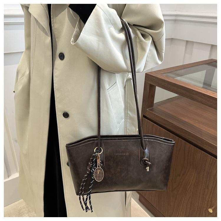 25 fall&winter Women's Elegant Solid Color Shoulder Bag, Fashionable Large Capacity Crossbody Bag for Daily Used, Casual Trendy Versatile High-quality Daily Commuting Bag