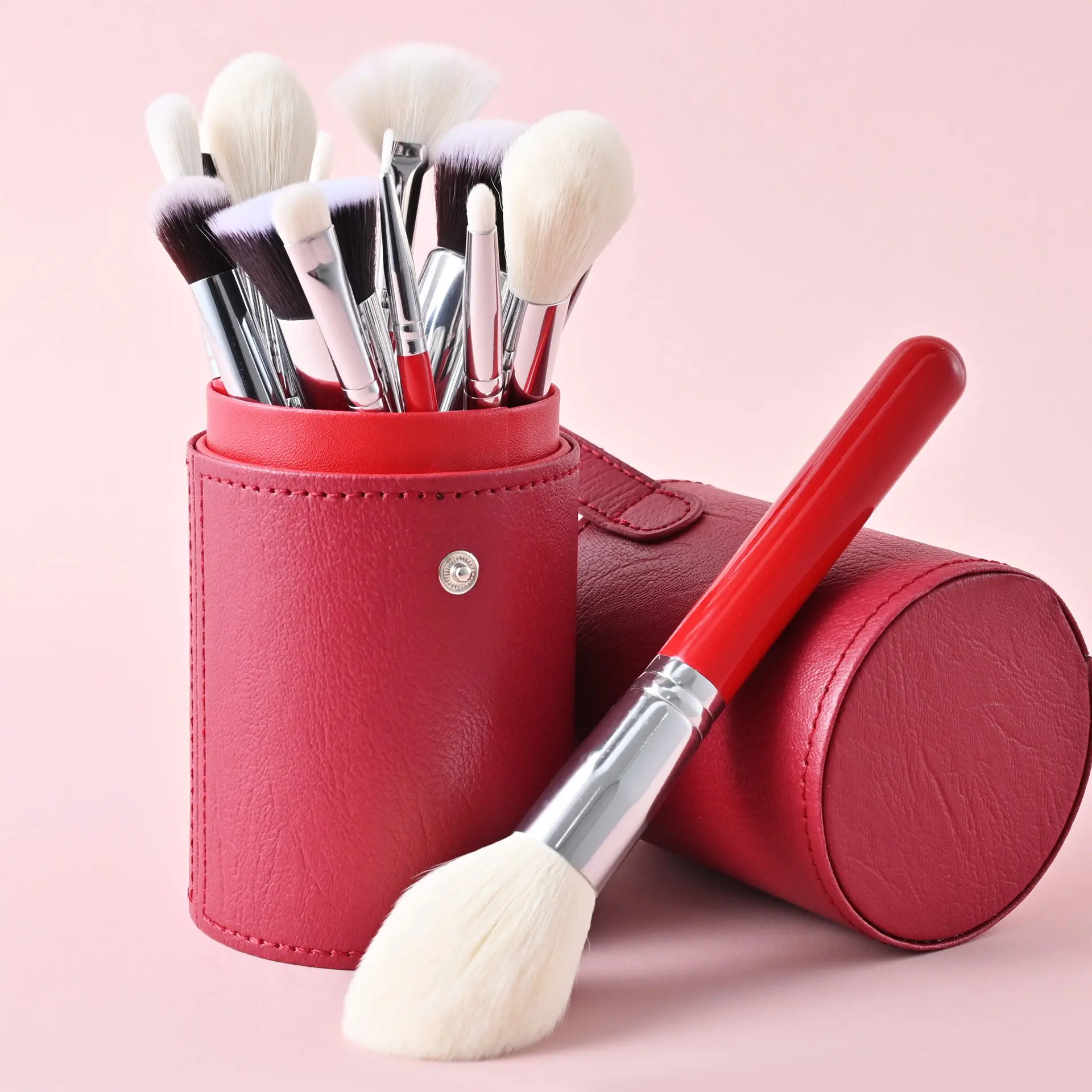 15-Piece Professional Makeup Brush Set, PU Leather Case, Full Face Eye Brushes, Ideal for Beginners and Makeup Artists