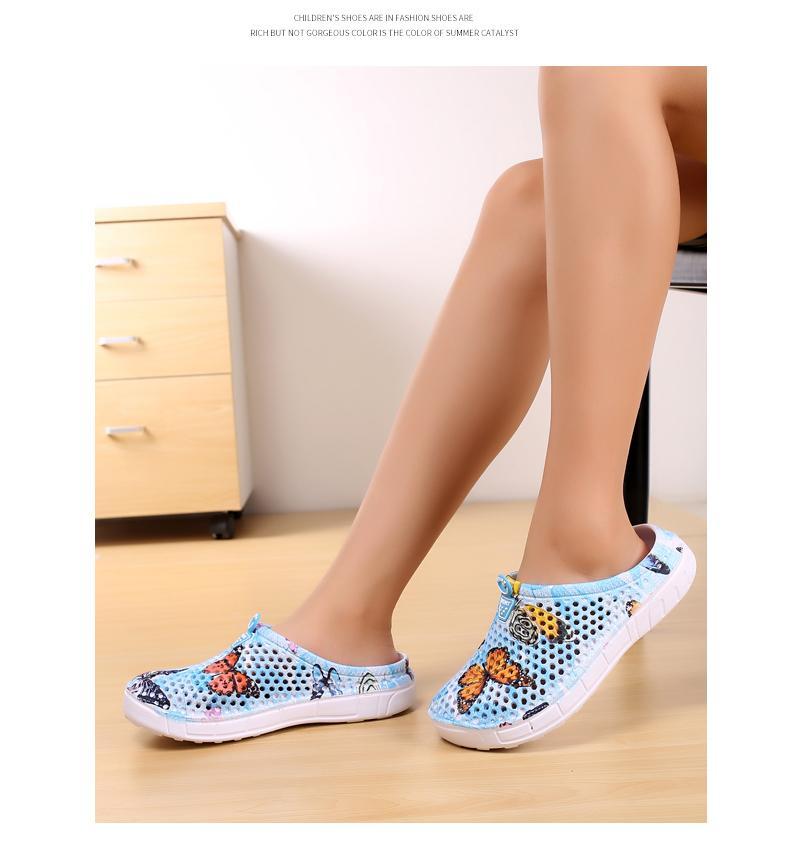 Butterfly Print Mesh Clogs for Women, Breathable Slip On Mules, Lightweight Non Slip Casual Summer Sandals, Cute Comfortable Nursing Shoes for Indoor Outdoor Beach, Trendy Aesthetic Footwear