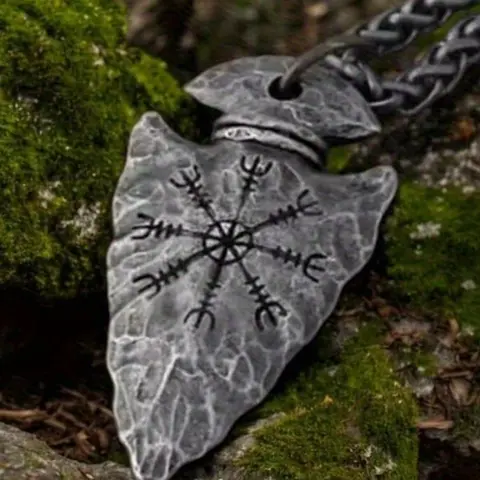 Unisex Vintage Geometric Design Pendant Necklace, Alloy Necklace, Punk Style Spear Shaped Pendant Necklace, Fashionable Jewelry For Men And Women For Daily & Party Decoration, Charm Necklace, Gothic Witch Jewelry, Witchy Jewelry