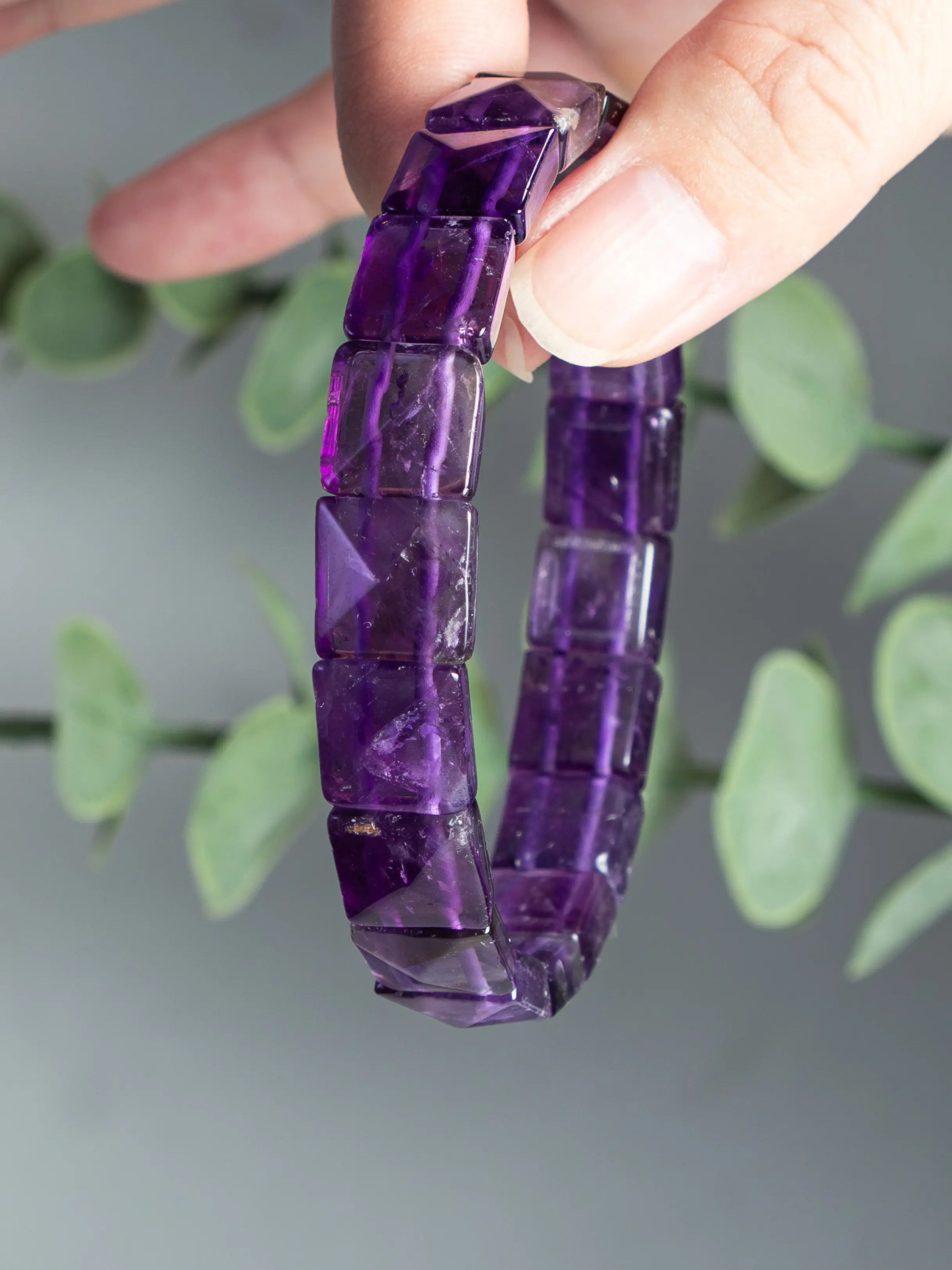 Amethyst Bangle Bracelet, Boho Style Handmade Jewelry, Pyramid Shape Natural Stone Pendant, Ideal Gift for All Seasons, Aesthetic Jewelry
