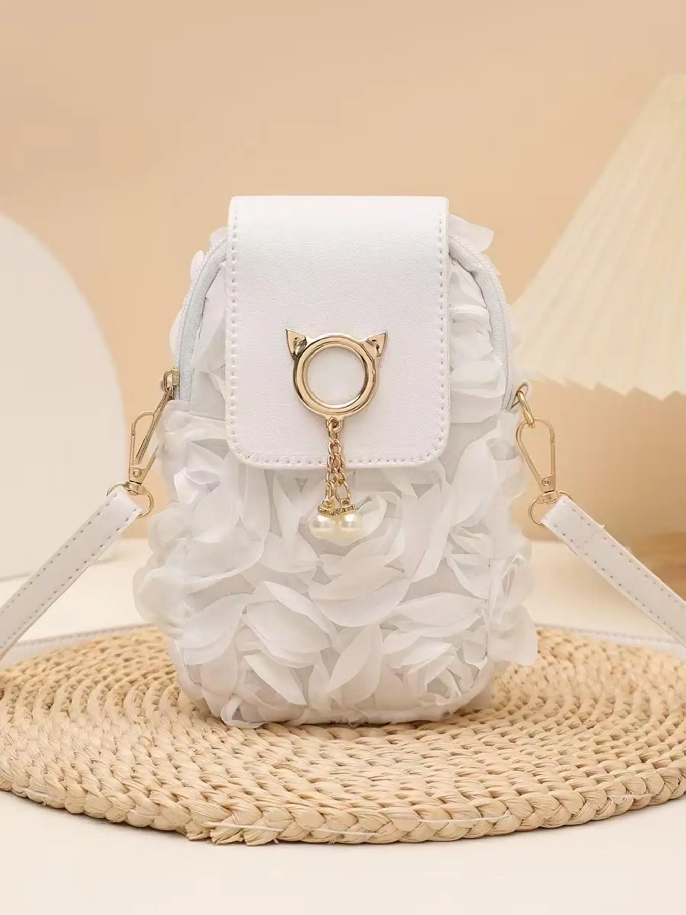 Elegant Petal Crossbody Bag, Lightweight Mesh Design, Perfect for Daily Use, Avoid Scratches and Threads, Chic Bag