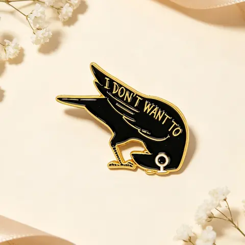 I DON'T WANT TO Cry Raven Pin, Cartoon Elegant Badge, Alloy Brooch Pin, Perfect Gift for Family and Friends, Punk Style Animal Pattern Pins Accessories