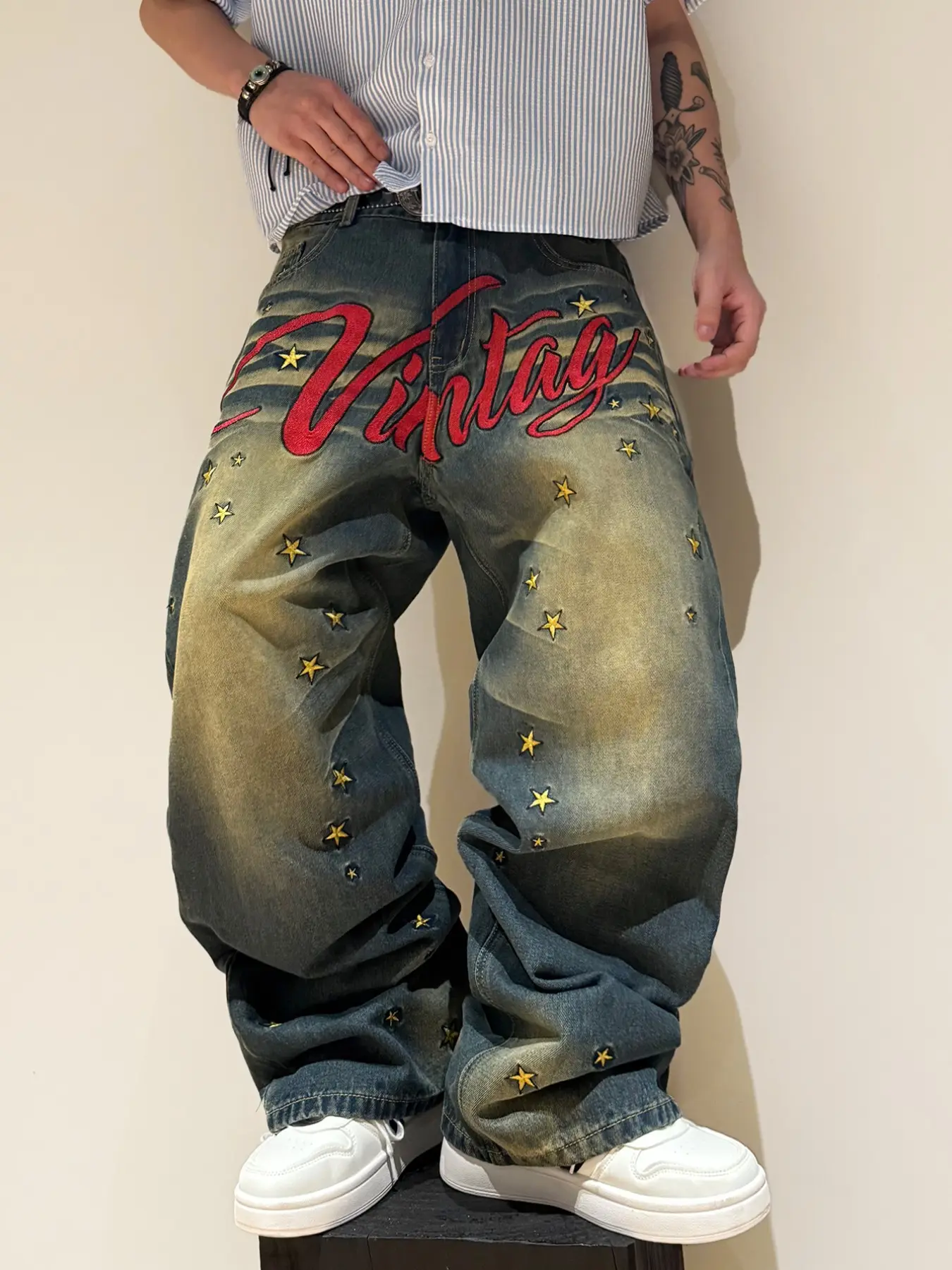 Men's Vintage Washed Denim Jeans, Loose Fit Straight Leg Pants, Y2K Street Fashion, Embroidered Letters and Stars, All Seasons