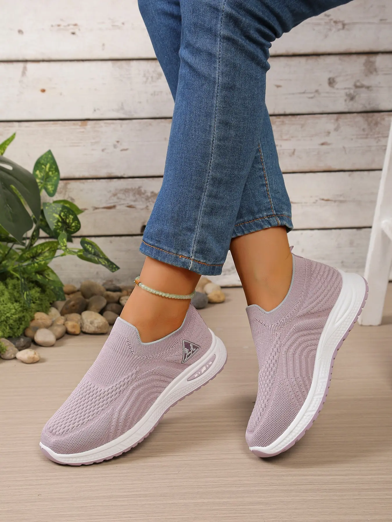 Women's Fashion Casual Running Shoes, Mesh Breathable, Comfortable Shock Absorption, Lightweight Trendy, Ideal for Daily and Outdoor Use