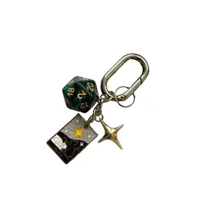 Tarot-Themed Textured Metal Keychain Charms, Stylish Casual Daily Accessory, Spiritual Gift for Tarot Enthusiasts (Sports & Outdoor Accessory Complement)
