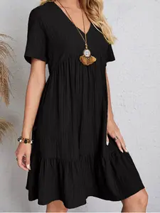 A fashionable Boho Casual Style women's V-neck short-sleeved pleated texture loose ruffled dress, suitable for summer, perfect for daily commutes, casual outings, dates, and beach vacations