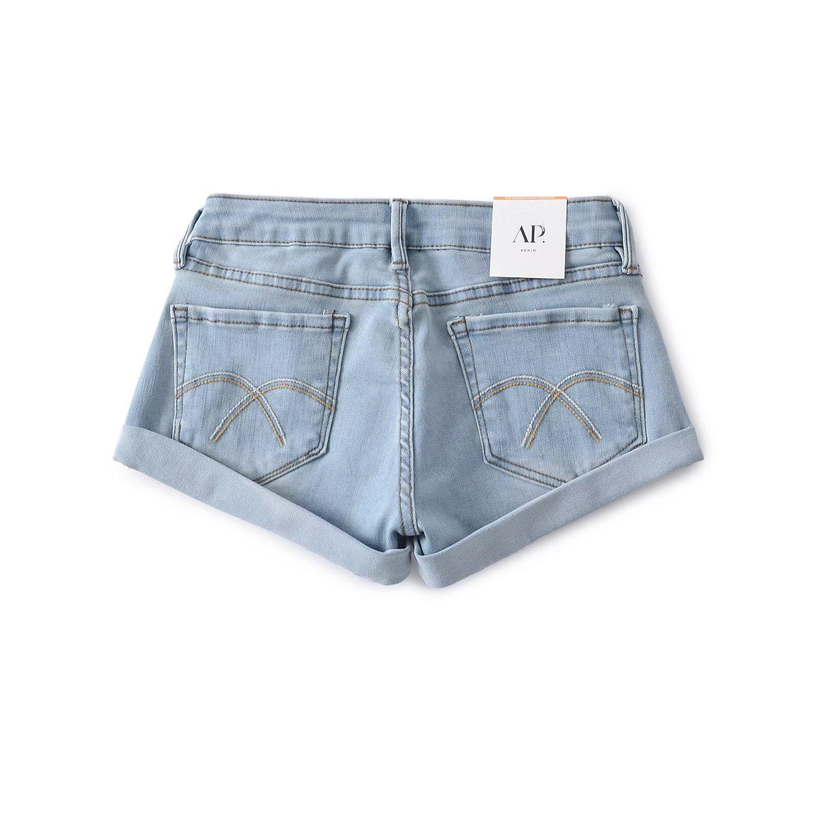 Trendy Low-Waist Denim Shorts for Women, Ultra Short Pants, Summer Beach Shorts, Slimming Effect Womenswear Bottom