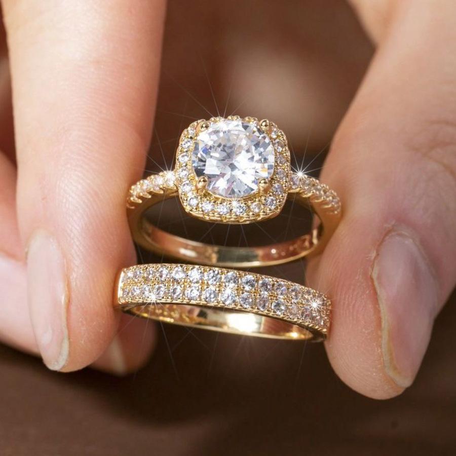 New Luxury Micro Pave Zirconia Bridal Wedding Ring Set for Women Elegant Stackable Bands