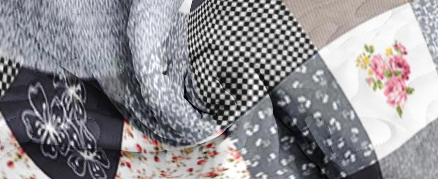 Patchwork Set Queen Size, Floral Rustic 3 Pcs Soft Bed Cover Bedding Set, Boho Flowers Lightweight Bedspread Coverlet with 2 Pillow Shams for All Season