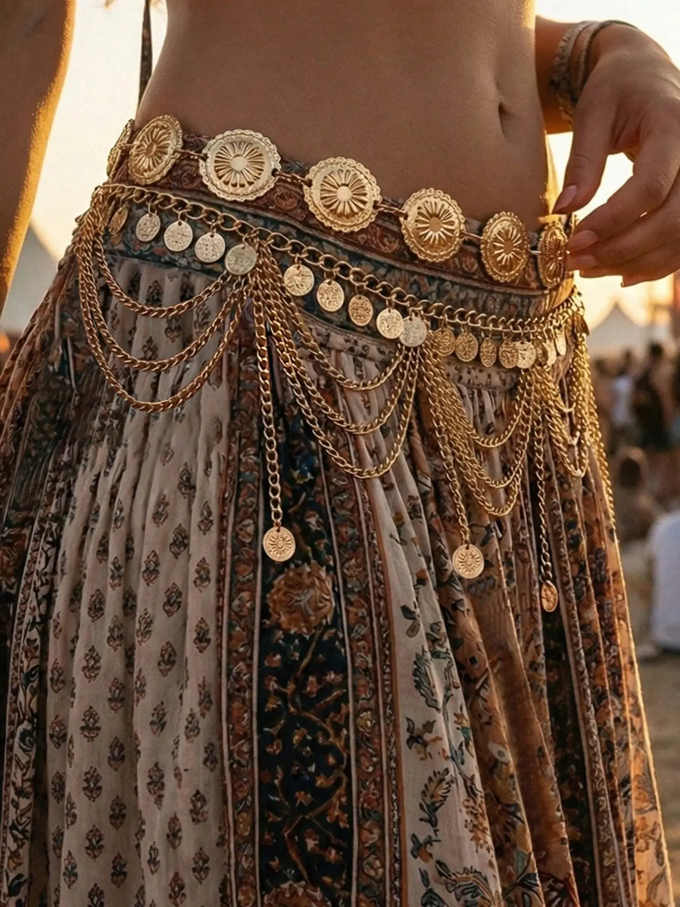 2 Pcs Women's Boho Style Daisy Petal Flower Design Multi-Layer Round Belt, Sexy Arab Fringe Belt, Fashionable Party Belt, Belts For Dresses