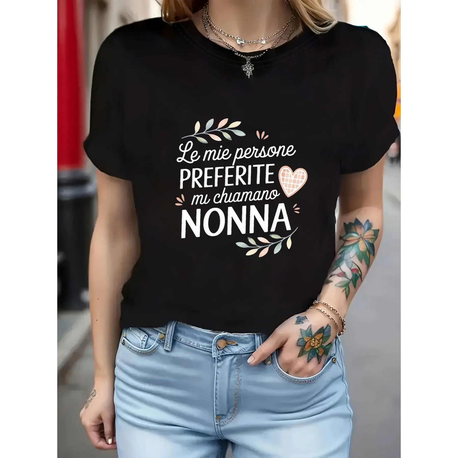 Women's Italian Nonna T-Shirt with Floral Heart Graphic, Soft 100% Cotton Crewneck Tee, Casual Short Sleeve Top, Valentines Day Gift for Grandma, Flower