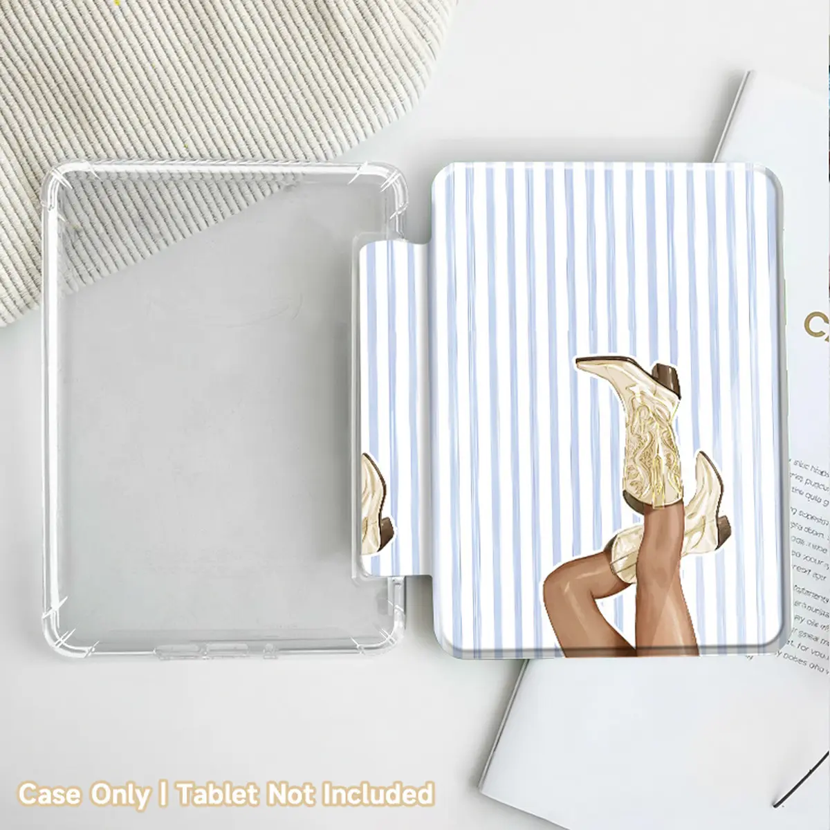A Kindle case featuring a distinctive cowboy boot design, equipped with a hand strap and a smart sleep/wake function, suitable for the 12th generation Paperwhite, the first generation Colorsoft Paperwhite, the 11th generation, and the 2021 Paperwhite.