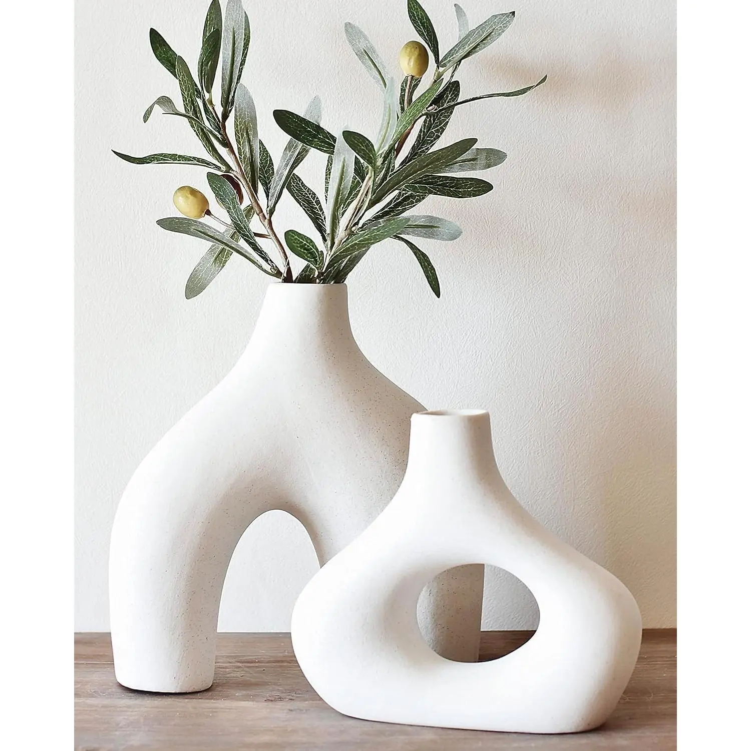 Carrot's Den Modern Ceramic Donut Vase Set of 2, Warm White Matte Vases for Bookshelf, Mantel Decor & Home Staging, Ideal for Dried Stems, Faux Indoor Plants Display