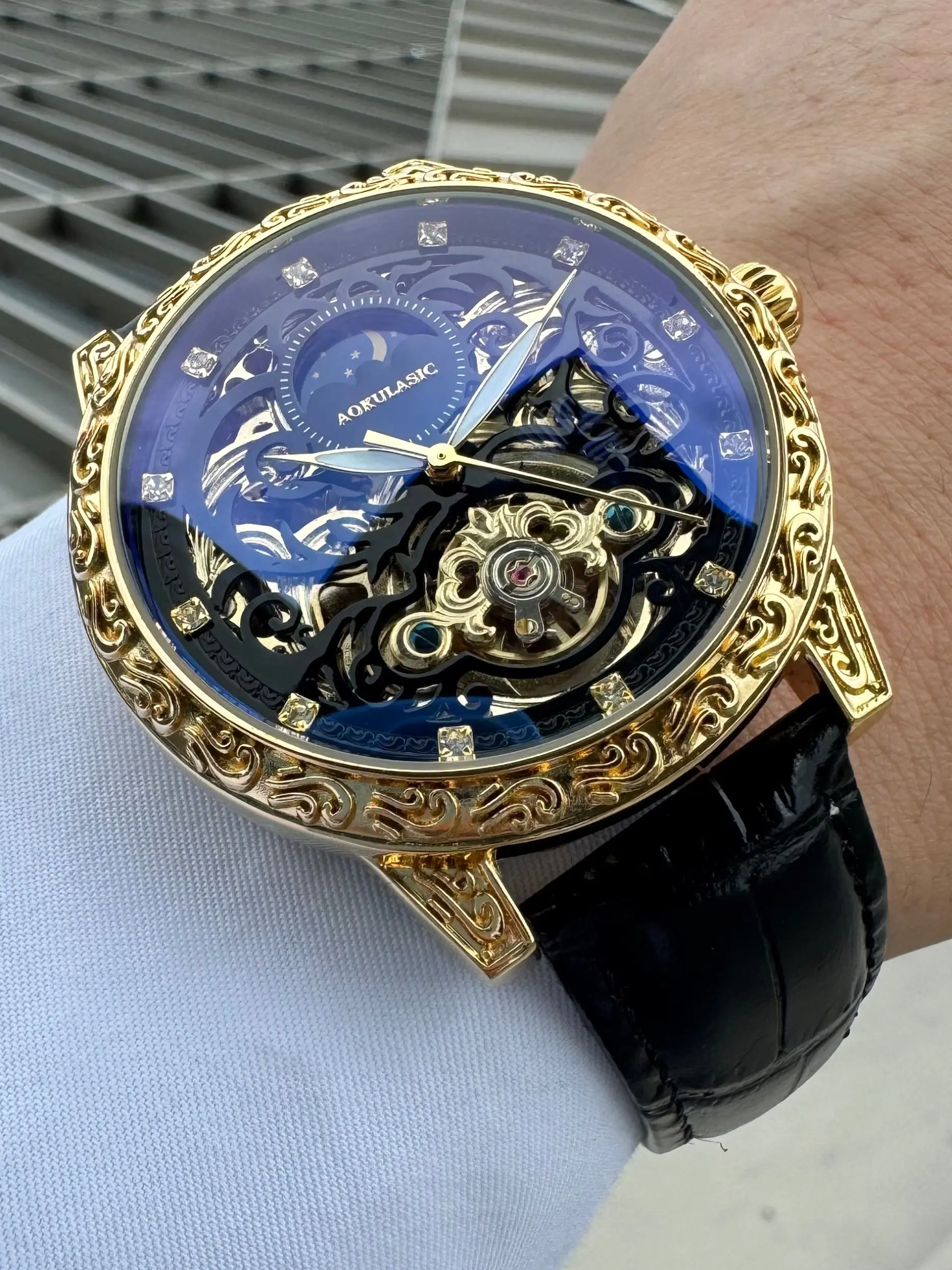 1pc Classic Retro Mens Watches Moon Phase Tourbillon Skeleton Automatic Mechanical Watch Luxury Engraved Case Top Brand Strap Business Casual Wristwatches