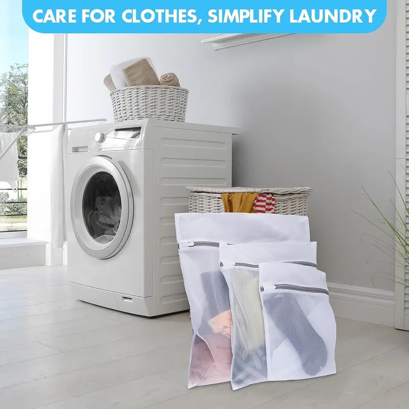 Summerwins Set of 3 Removable Netted Washing Bags - Durable, Breathable Fine Mesh, Auto-Lock Zip, 3 Sizes (1 Large Capacity/1 Medium/1 Small), Travel Storage & Home Laundry Organizer for Delicates, Large Capacity Washing Bags