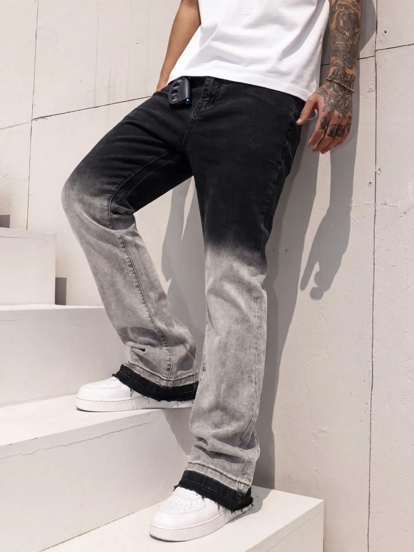 Men's Gradient Slim-Fit Stretch Bootcut Denim Jeans with Frayed Hems. 3 colors available (Black / Blue / Dark Blue). Street-style Streetwear jeans suitable for all seasons Stretchy