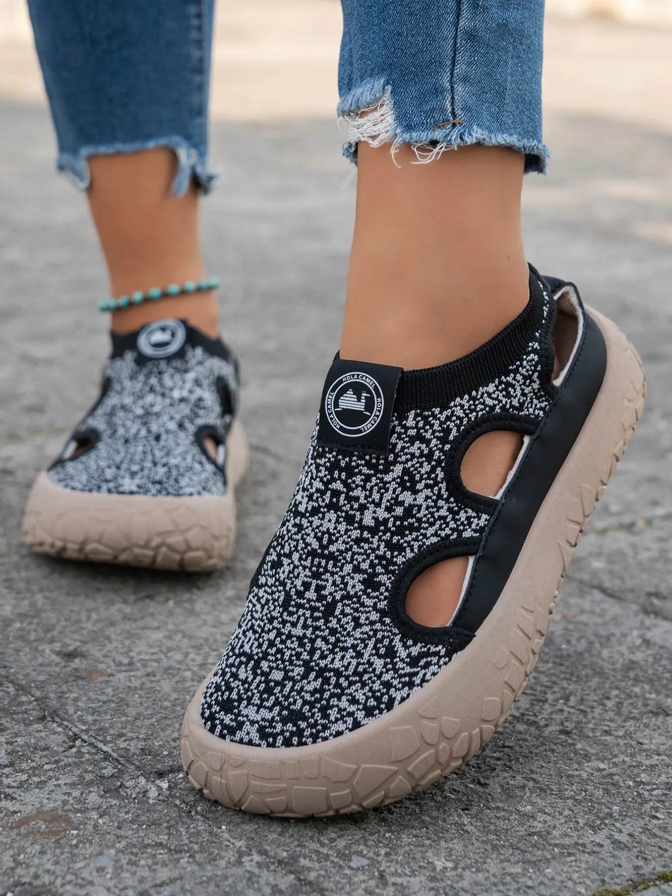 2026 New Gradient Snowflake Flyknit Backless Sandals, Hollow Out Breathable Comfort Shoes, Casual All-Season Ankle Boots