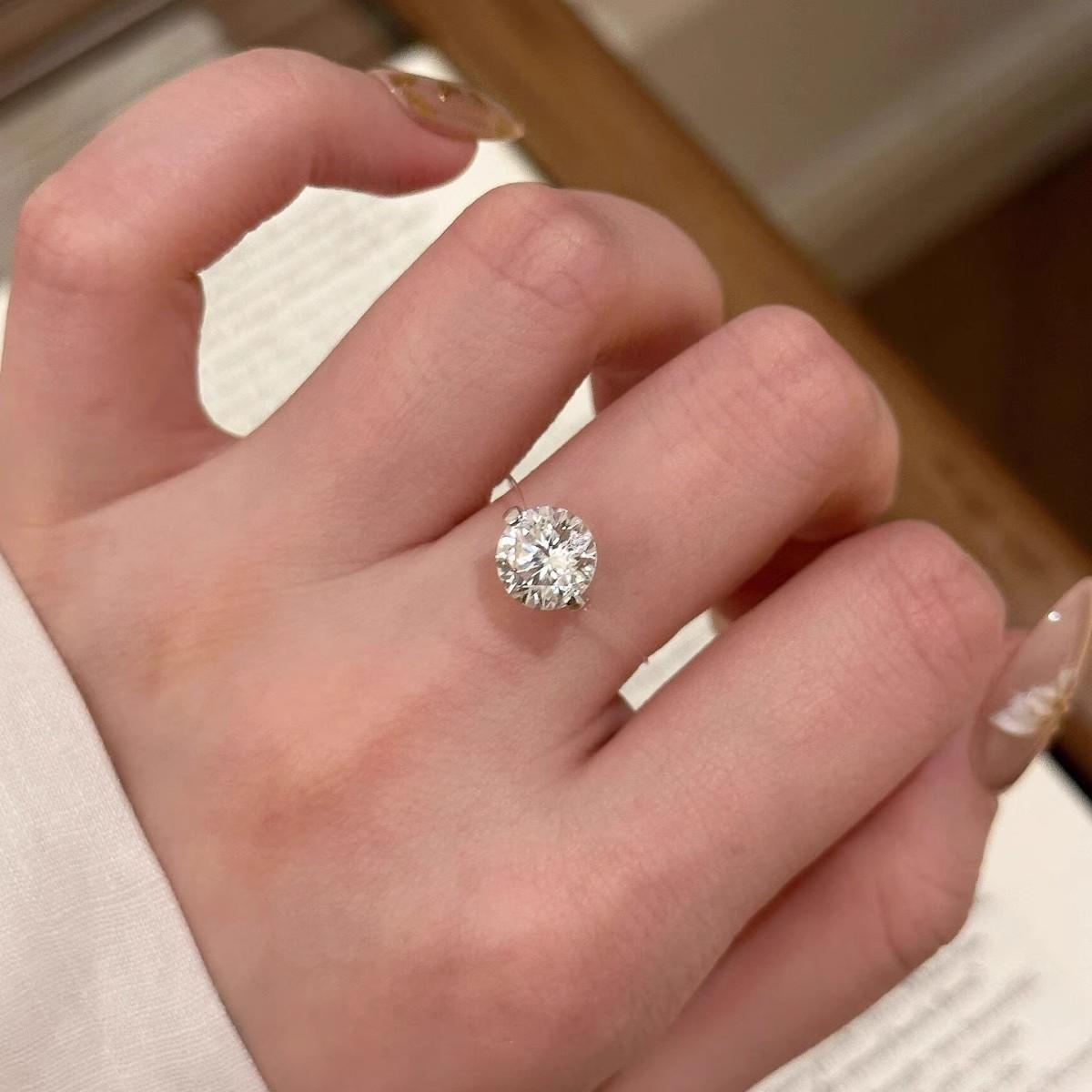 VVS1 Moissanite Ring Light Luxury Invisible Fishing Line Design Mermaid's Tear Solitaire Ring For Women Engagement