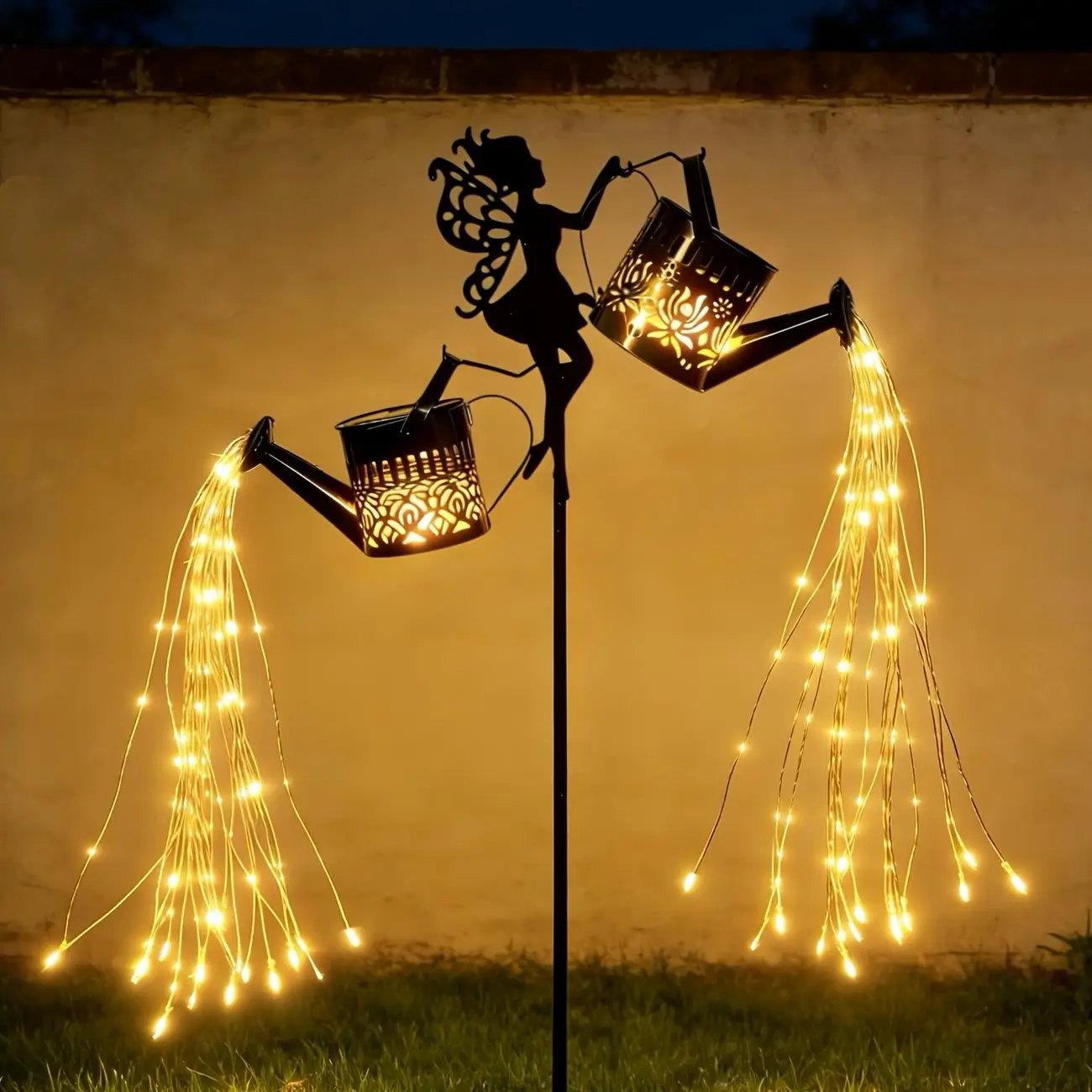 Solar Waterfall Lamp 150 LED Flashing Light, Solar LED Lights, Solar Garden Lamps, Ip44 Outdoor Garden Decor, Suitable for Lawn, Courtyard, Pathway, Porch, Terrace