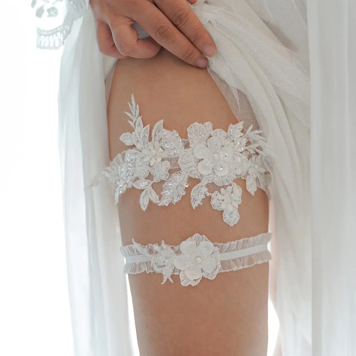 3D Embroidered Bridal Socks Set for Bride, Lace Pearl BeadedWedding Leg Ring Garters, Vintage Floral Handmade LaceSocks Accessories for Wedding, Cosplay & Special Events,Elegant Romantic Bridal Gift, Comfortable Fit