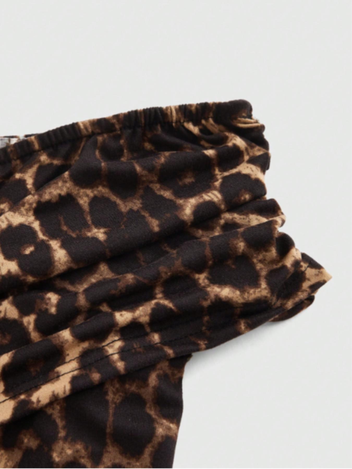 Women's Leopard Print Off Shoulder Crop Tee, Y2K Sexy Vintage Fit Slim Casual T-shirt for Daily Wear, Ladies Clothes for Summer, Womenswear, Top