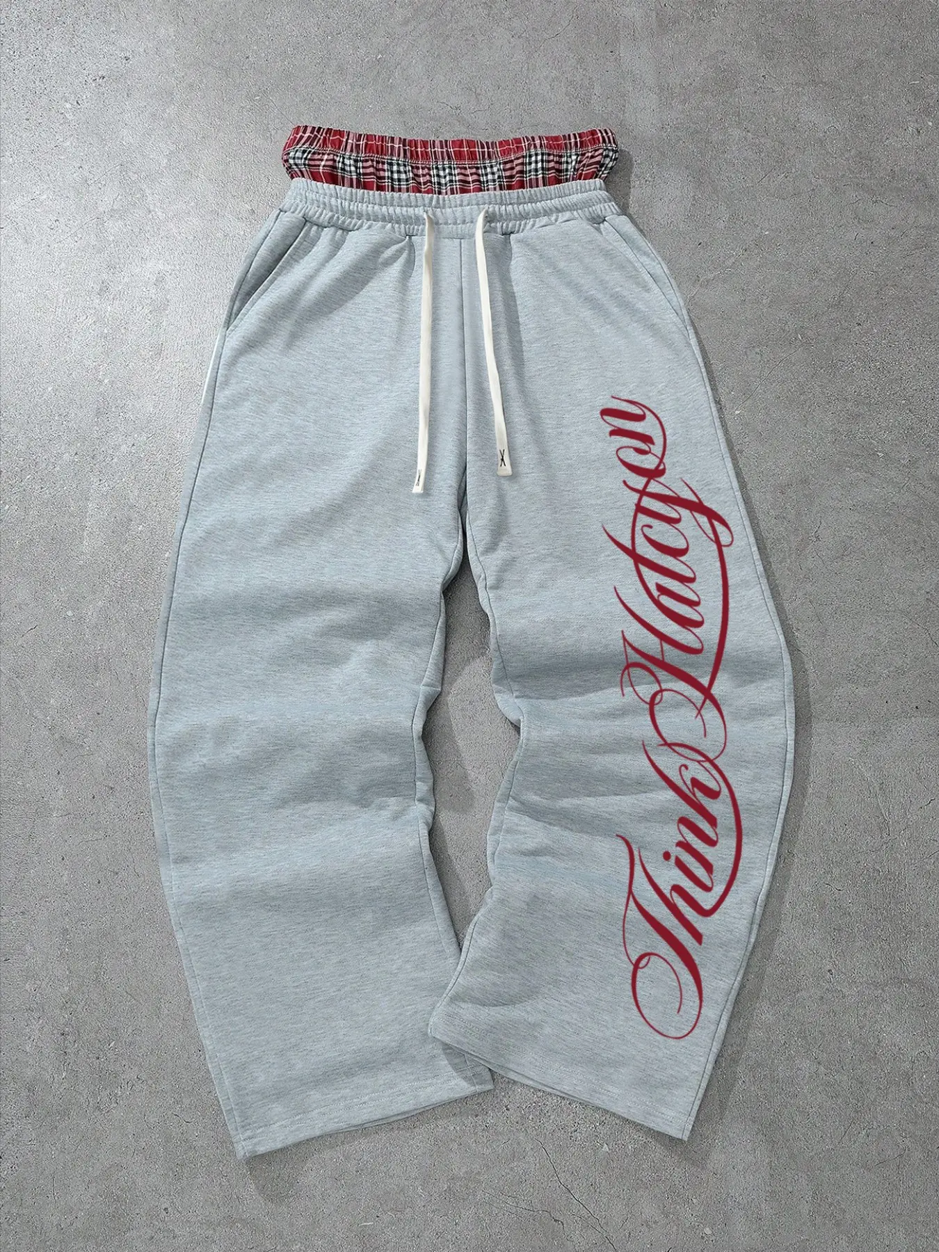 Unisex Y2K Double Plaid Waistband Baggy Wide Leg Sweatpants, Vintage Cursive Script Letter Print Loose Street Joggers, Soft Breathable Drawstring Casual Track Pants, Athleisure pants for Daily Streetwear, Skateboarding, Campus