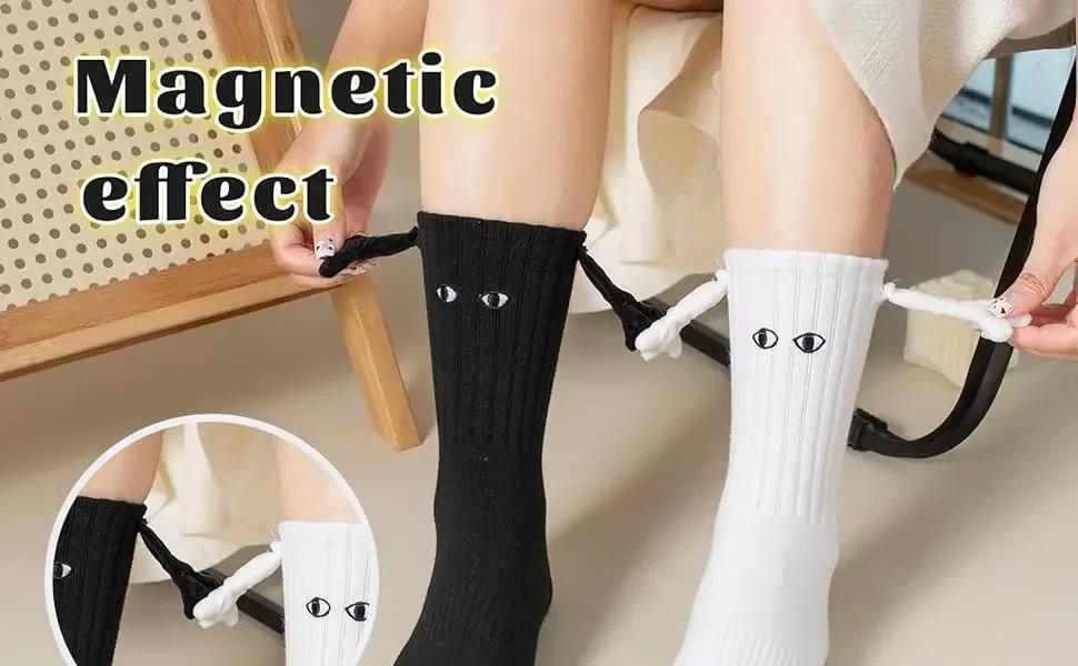 Instagrammable Couple Socks Magnetic Hand Hold Mid Calf Funny Matching Set for Dating Couples BFFs Photo Prop