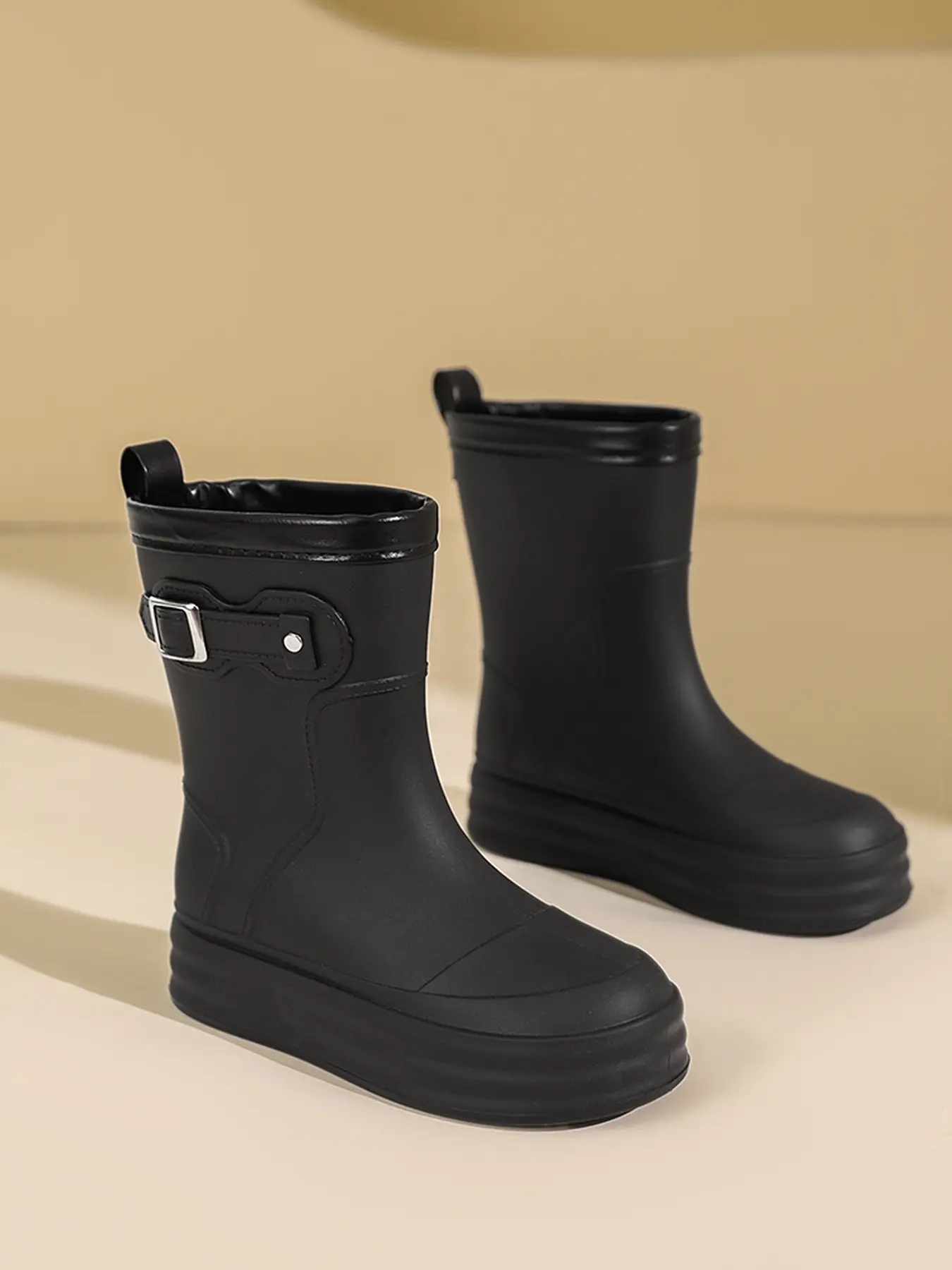 Women's Mid-Calf Waterproof Rain Boots Chunky Boots Non-Slip Thick Platform Sole Buckle Design Soft Rubber Rain Shoes Comfortable Casual Footwear for Daily Commute Outdoor Walking