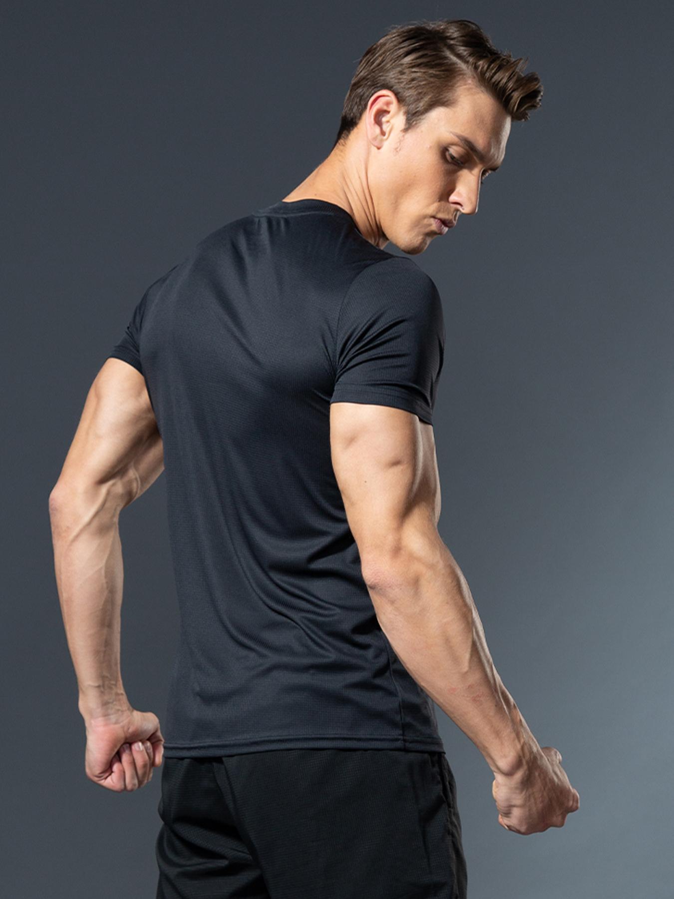 Men's Solid Round Neck Sports Tee, Casual Short Sleeve Crew Neck T-shirt for Outdoor Cycling Surfing Running, Activewear, Men's Sportswear for All Seasons, Gym Clothes, Gym Tops, Workout Rash Guard, Athletic Workout Clothing