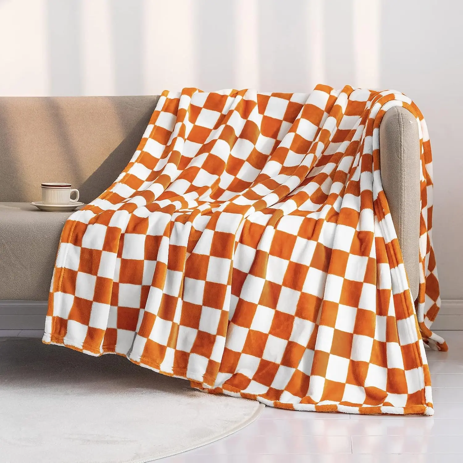Throw Blankets Flannel Blanket with Checkerboard Grid Pattern Soft Throw Blanket for Couch, Bed, Sofa Luxurious Warm and Cozy for All Seasons