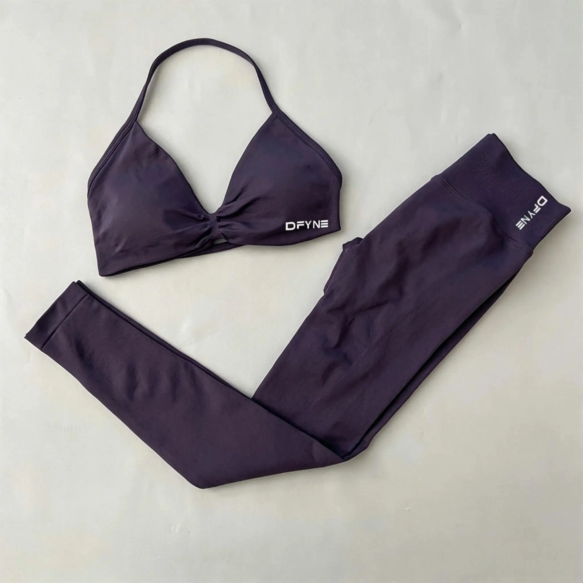 DFYNE Women's 2 Piece Seamless Gym Set Sports Bra and High Waisted Leggings Squat Proof Workout Outfit