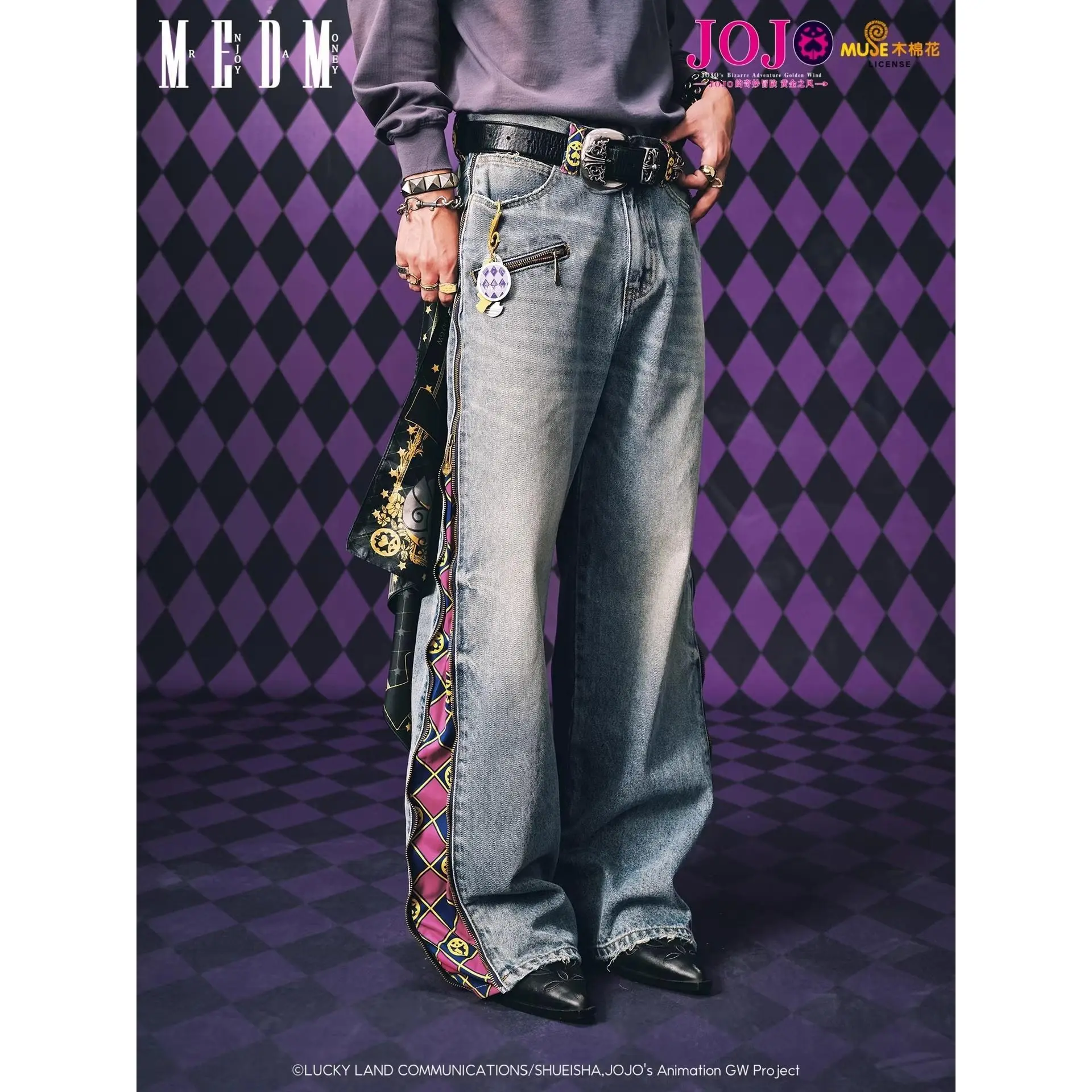 JoJo's Bizarre Adventure Collaboration – Casual Denim Trousers with Zipper & Plaid Details; Washed, Distressed, Slightly Stretchy, Floor-Length Fit.