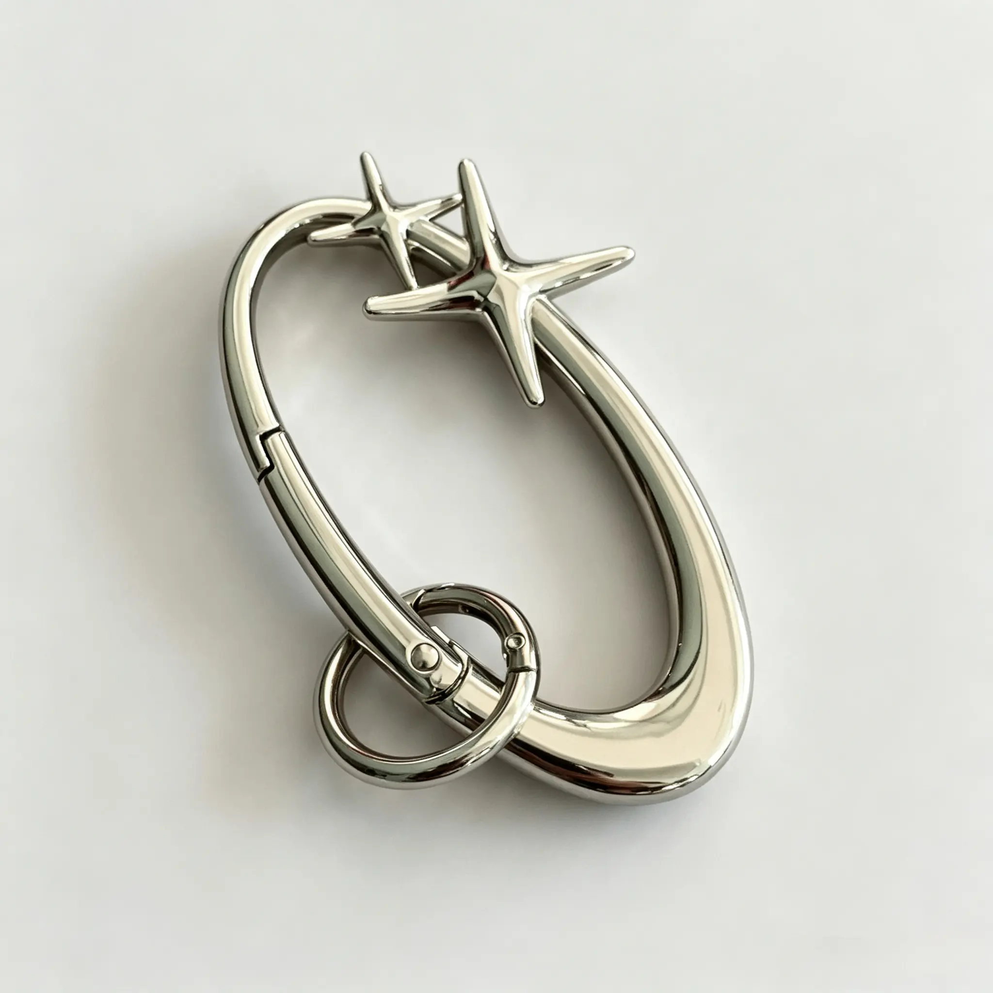 Y2K Metallic Carabiner Clip, Star Design Belt Loop Keychain Hook, Retro Heavy Metal Accessory for Men Women, Streetwear Daily Wear
