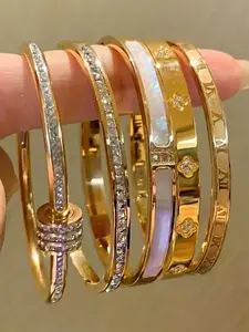 5-Piece Luxury Titanium Steel Bracelet Set, Rhinestone Mother-Of-Pearl Clover Roman Numeral Design, Hypoallergenic Jewelry