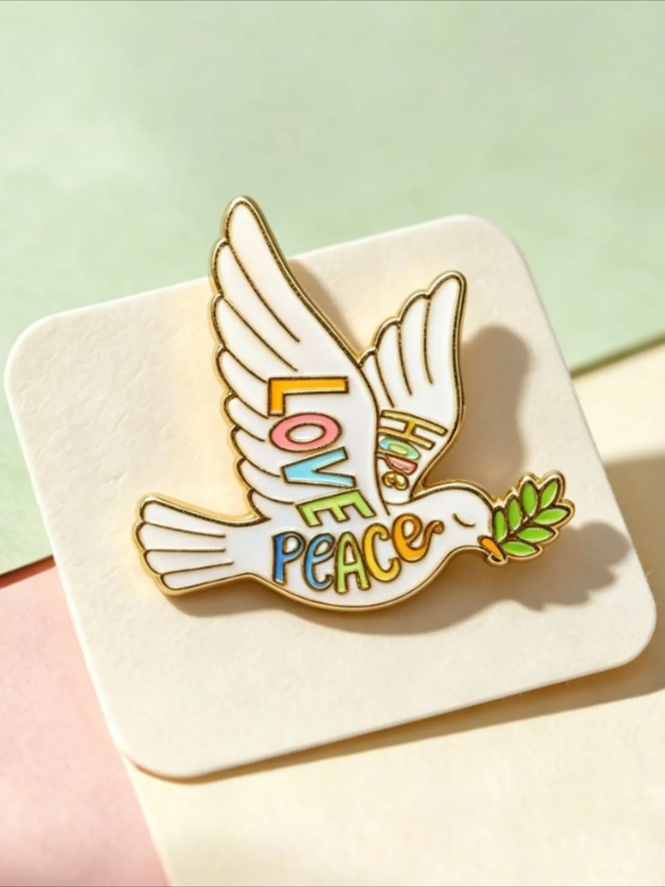 Rainbow LOVE & PEACE Dove Enamel Pin, Peace Pigeon With Olive Branch Lapel Badge, Hippie Boho Peace Symbol Brooch for Clothing Bags, Equality Pride Peace Lover Gift, Alloy Brooch Pin, Lapel Pins, Accessories