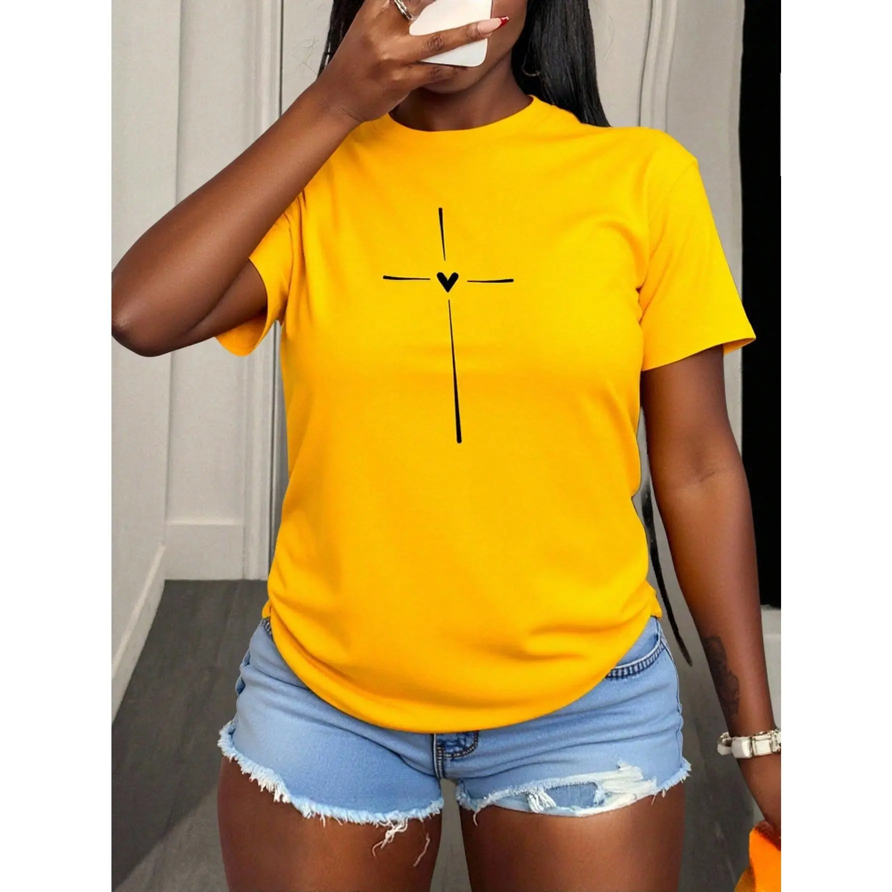 BamGleam Women's Casual Yellow Knitted Round Neck Short Sleeve Regular T-Shirt
