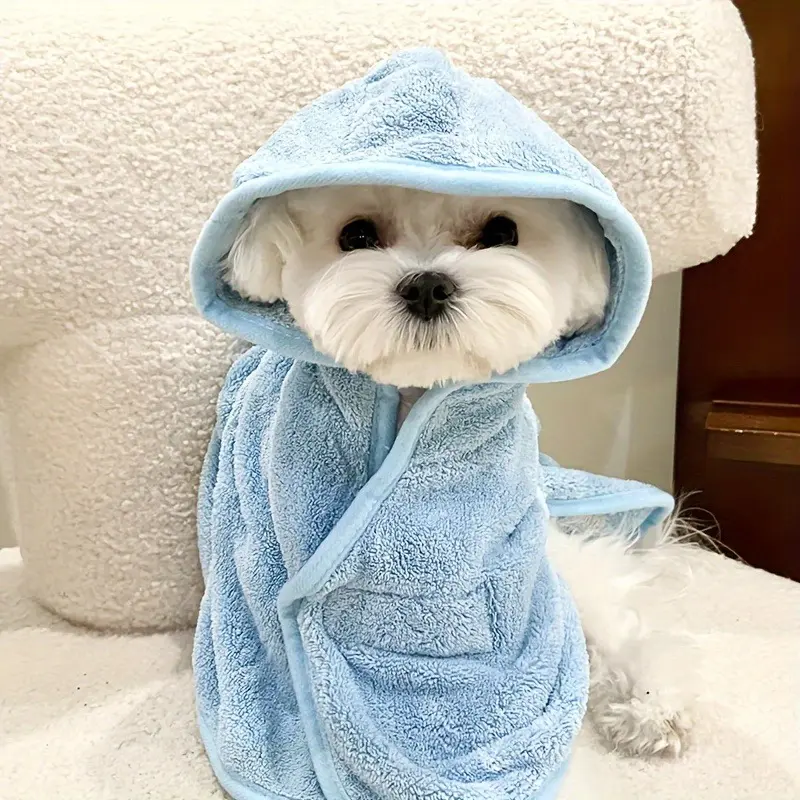 Pet dog and cat bathrobes are absorbent, soft and quick-drying. Suitable for small and medium-sized cats and dogs.