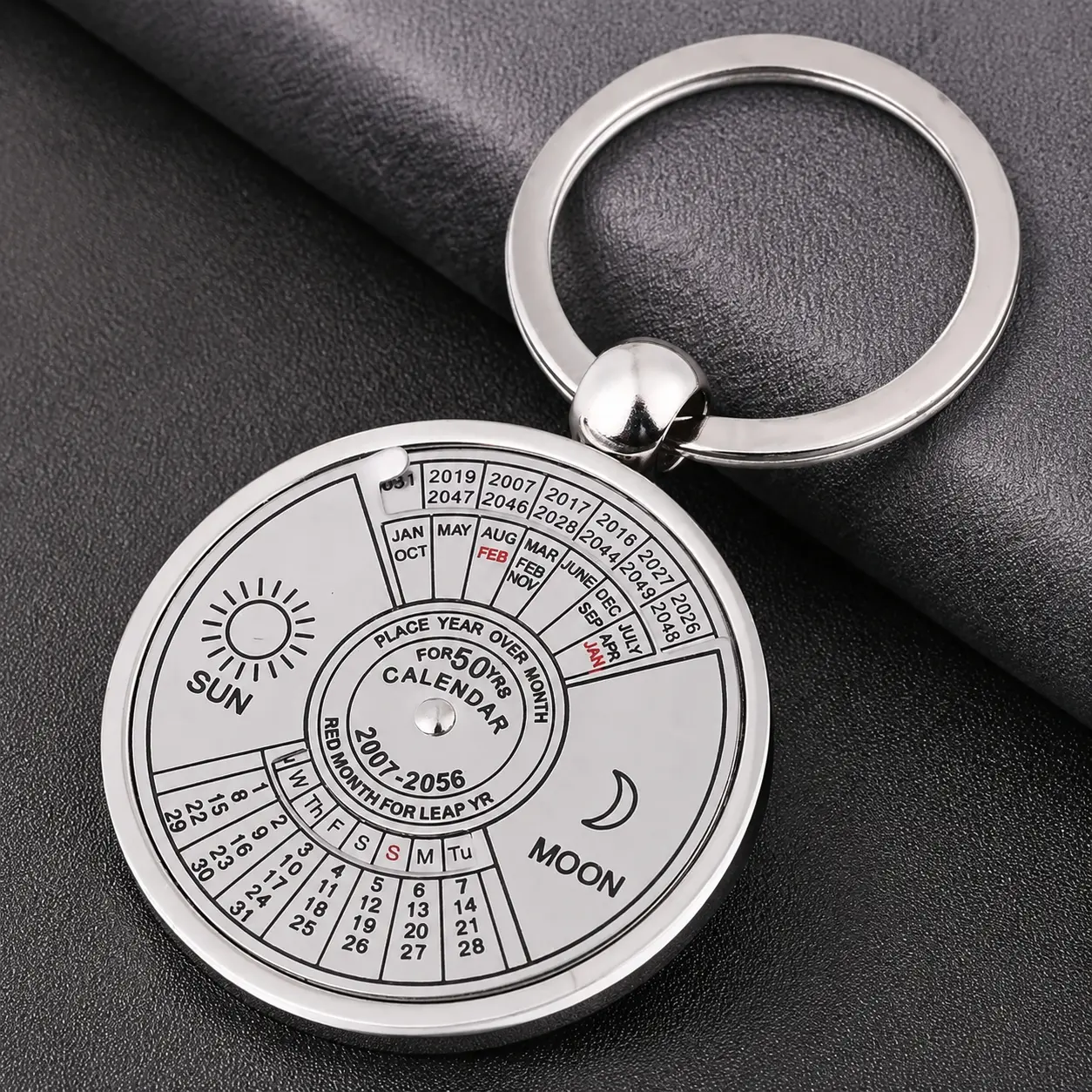 Stainless Steel Mini Perpetual Calendar Keychain, Portable Date Tracker with Rotating Dial, 50-Year Span Weekday Finder, Battery-Free Retro Mechanical Keyring for Business & Students, Durable Anti-Scratch Precision Craft