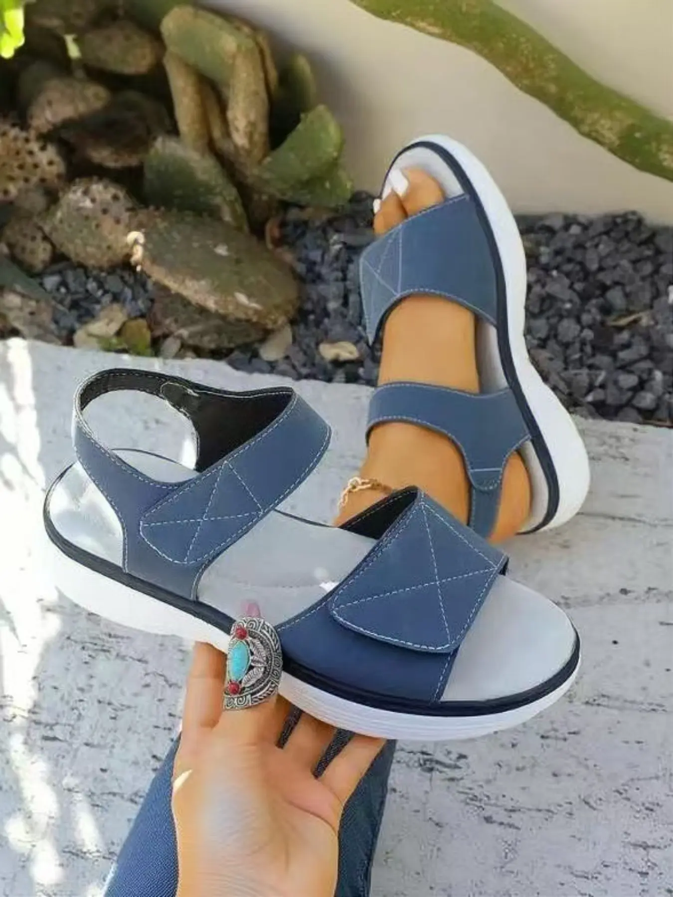 New Thick Sole Platform Sandals for Women, Summer Magic Tape Chunky Open Toe Slope Heel Casual Shoes, Versatile Outdoor High-Heeled Flip Flops, Fashionable Footwear
