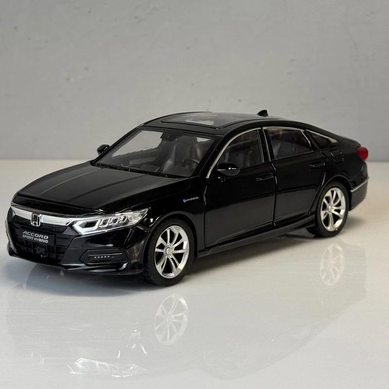 1:24 Luxury Sedan Sound and Light Alloy Metal Die-cast Car Model Collectible Hobby Decoration Fashion Holiday Gift Box for Boys