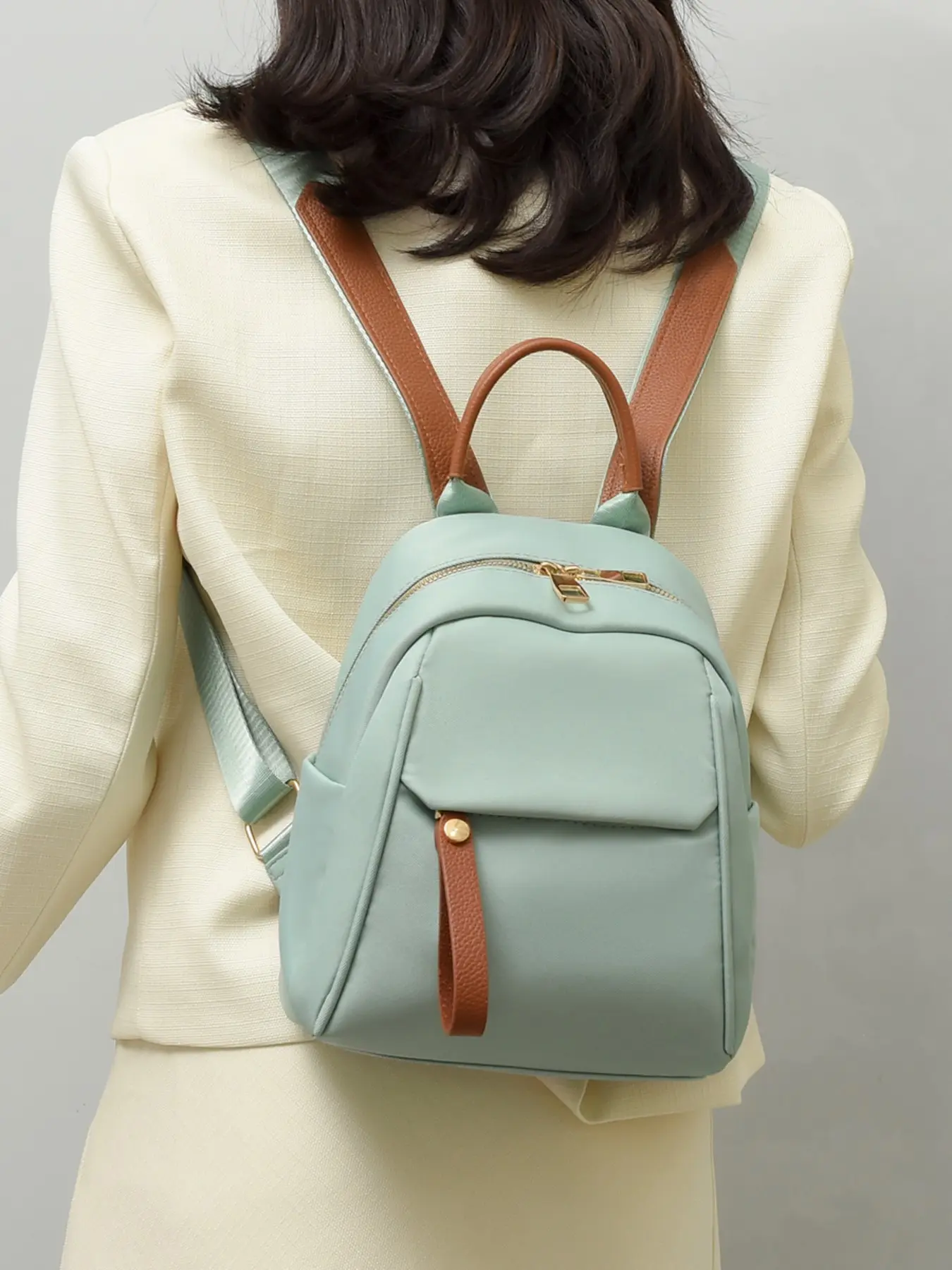 Women's Elegant Backpack for Travel, Large Capacity Waterproof Fashionable Versatile Bag, Outdoor Commute Travel Leisure Women's Bag