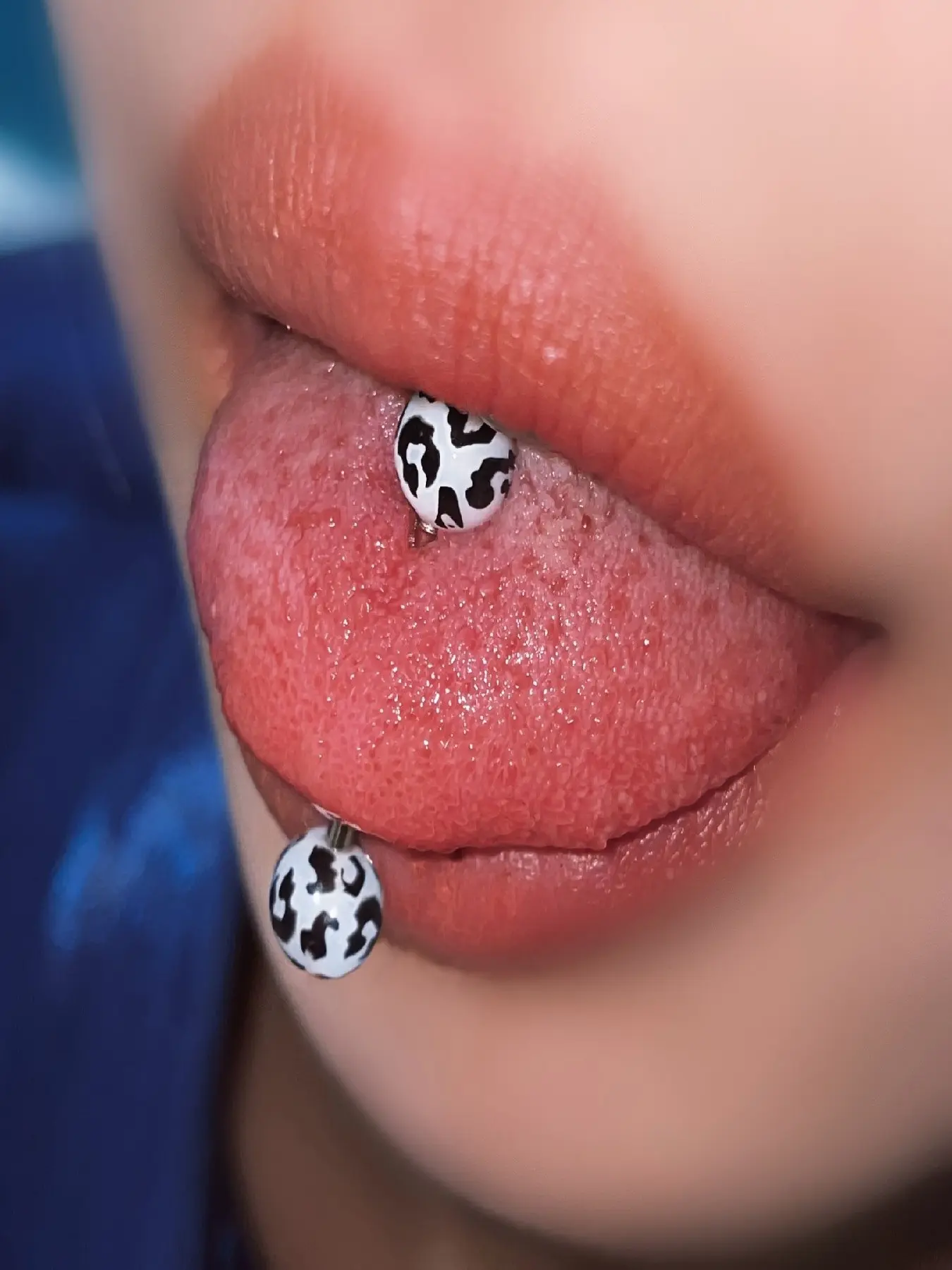 Unisex Leopard Print Tongue Ring, Cow Pattern Body Piercing Jewelry, Creative Facial Accessory for Daily Wear & Parties