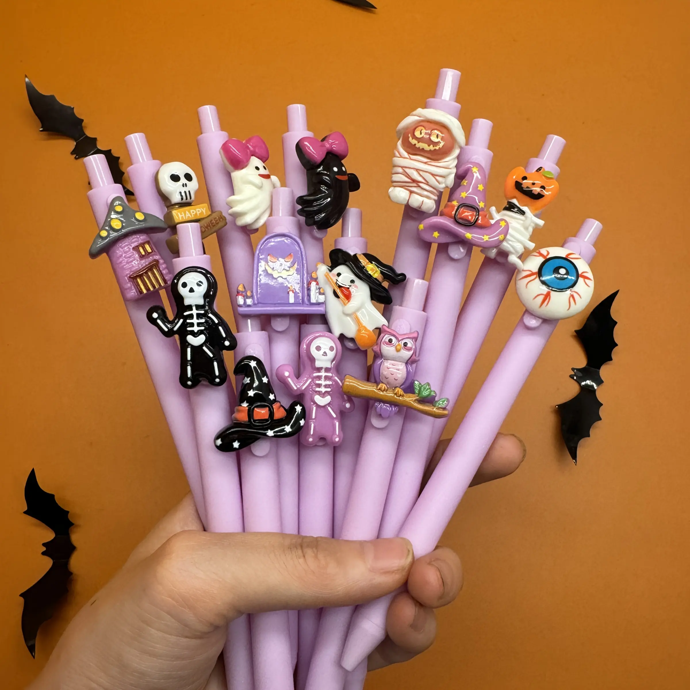 15/20/30pcs Halloween Stretch Pens, Cute Resin Accessories Ballpoint Pen, Ergonomic Grip, Halloween Gift, School Activity Prize, Durable Stretch Mechanism