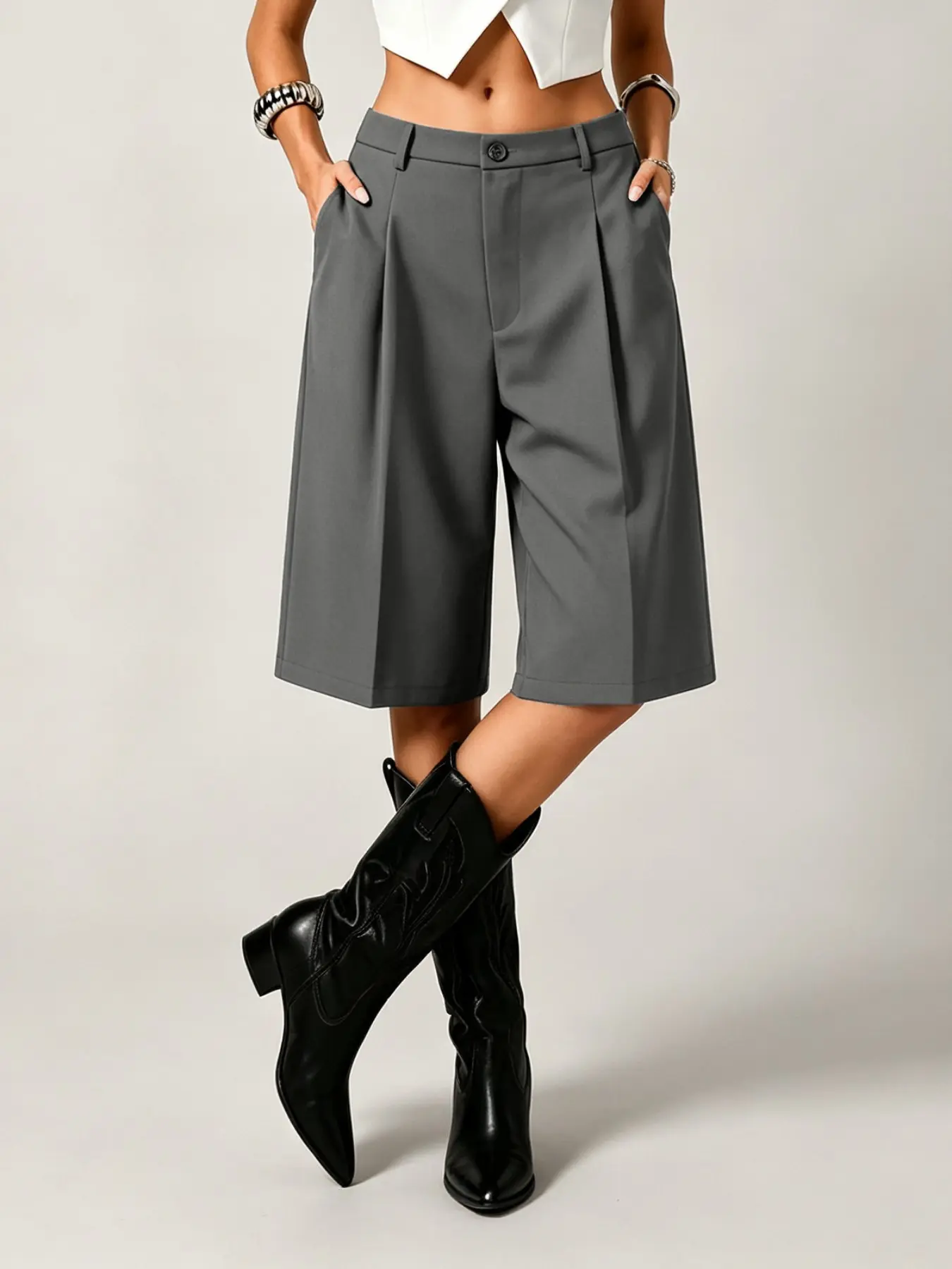 D2755 Clean Girl Minimalist Casual Wide Leg Knee Shorts Bottoms, High Waist Center Pleat Design, Practical Side Pockets, Trend Streetwear Staple for Everyday, Dating and Festival Looks.