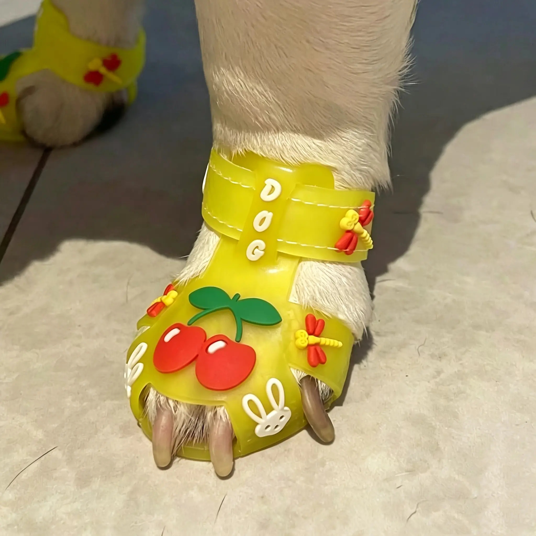 Dog Shoes 4 Pairs Set, Cute Cherry Silicone Dog Summer Outdoor Waterproof Sandals, Thin Open-Toe Design, Suitable for Corgi, Teddy, Bichon, Puppy Shoes