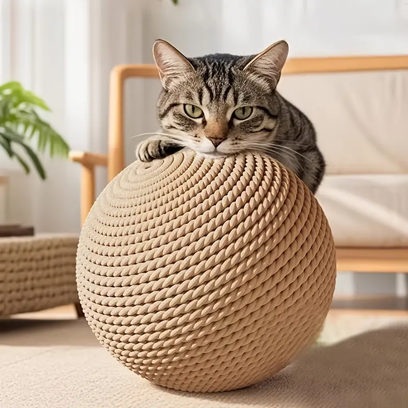 Large-sized rattan cat toy ball | Made of safe rattan material, it can be enjoyed by itself. Suitable for indoor and outdoor play during festivals. Ideal choice for medium-sized cats.