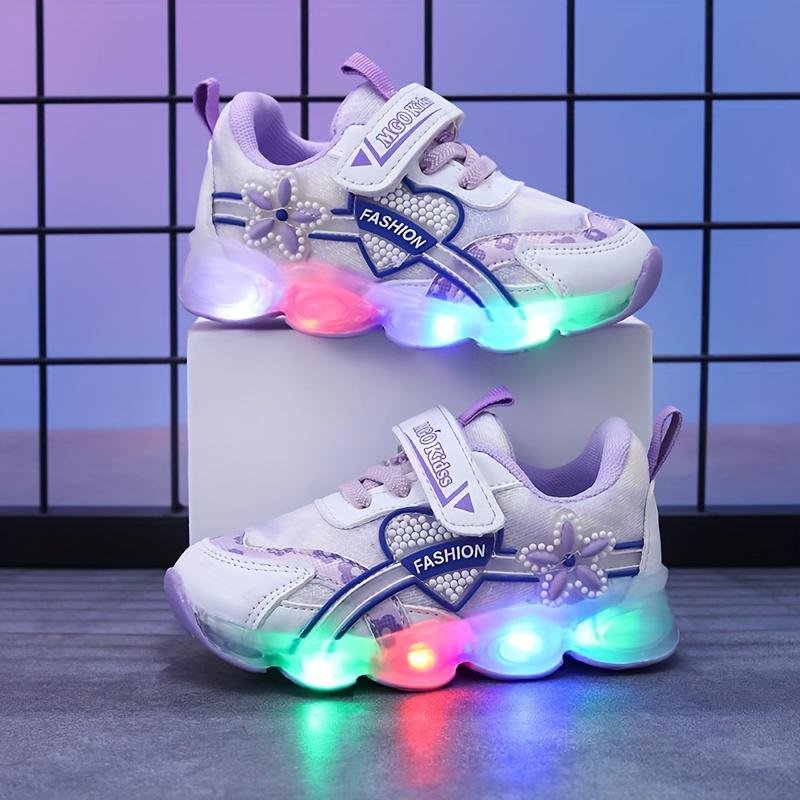 SHUJUAN Spring Girls' Light up Shoes Youngsters's Mesh Breathable Love Shoes Flower Light up Sports Shoes 1-6 Year Old Princess Shoes with Light up Luminous Girls' Sports Shoes Mesh Breathable Spring and Autumn New Youngsters Shoes Girls' Casual Lu