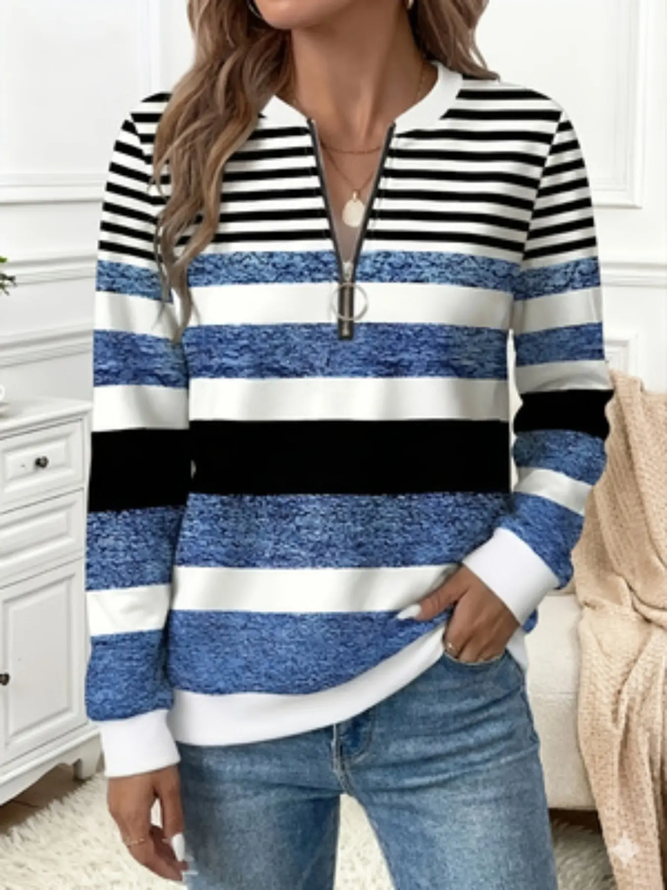 Striped Plus Size Women's Long Sleeve Zipper Neck Pullover, Casual Knit Top, Comfortable and Stylish, Perfect for Daily Wear