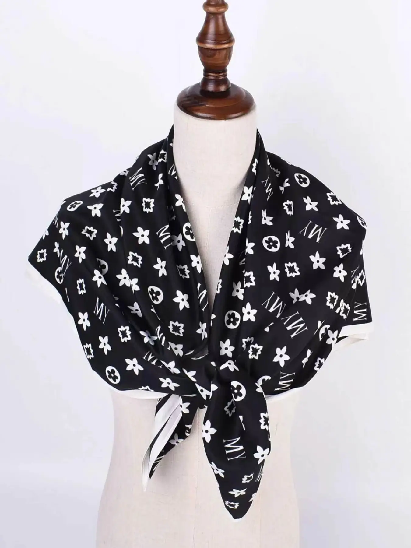 2 Colors Classic My Letter Floral Monogram Print Satin Scarf, Printed Polyester Scarf, Soft Silky Hair Scarf, Multi Purpose Head Wrap, Fashion Accessory for Travel Office